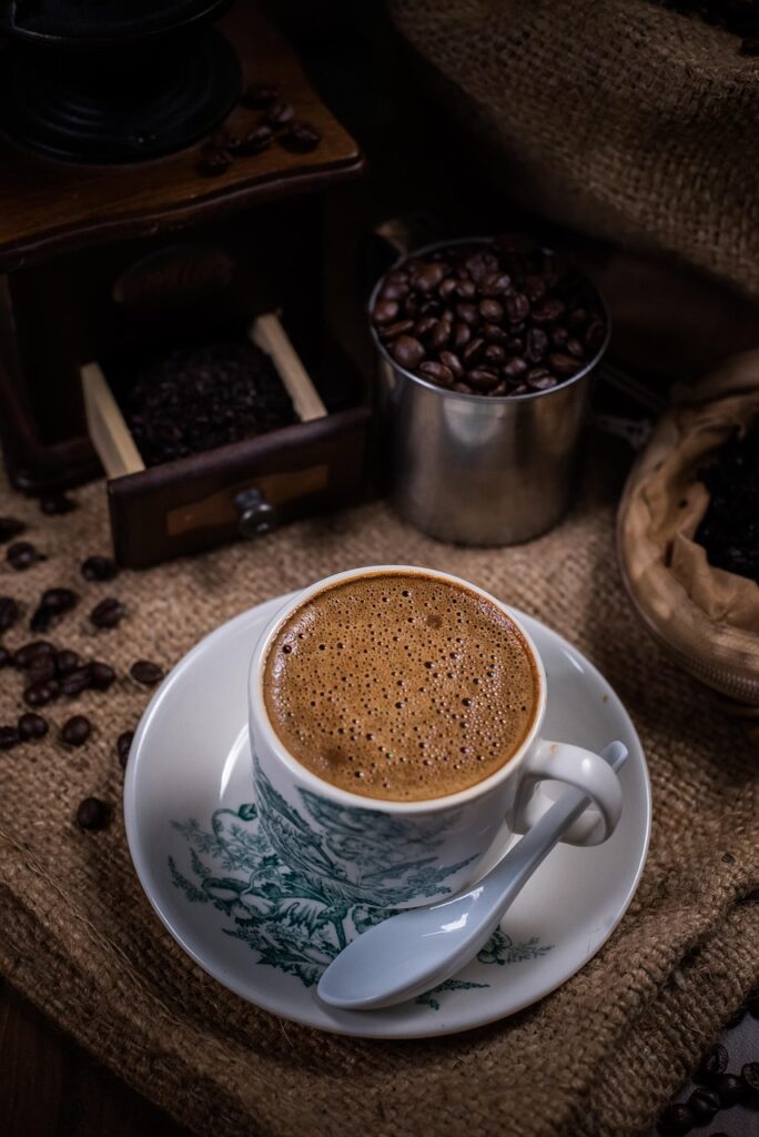 加齢臭を軽減するためにコーヒーは効果的なのか？